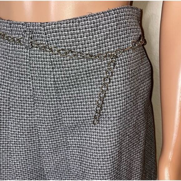 Impair et Pair brand school girl plaid pleated mini skirt with chain belt SZ 7 - Picture 4 of 7